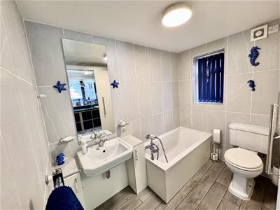 Picture 18